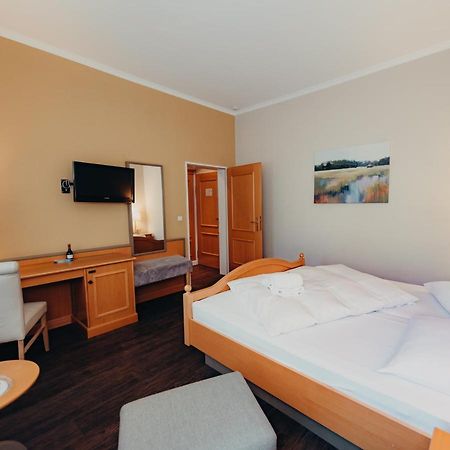 Hotel Jungclaus Wentorf bei Hamburg ภายนอก รูปภาพ
